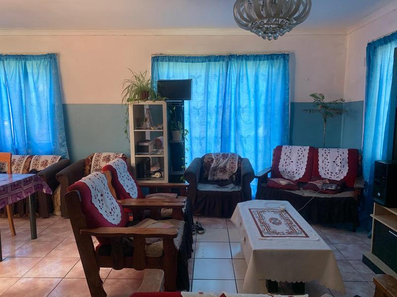 5 Bedroom Property for Sale in Devon Park Village Western Cape